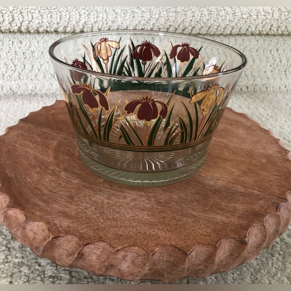 Iris Floral Design Glass Bowl.
